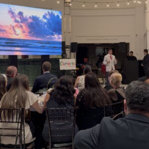 Curarte gala benefica de Keira Grace Foundation en el museo de arte de Orlando producción tecnica por JGRMUSIC COMPANY